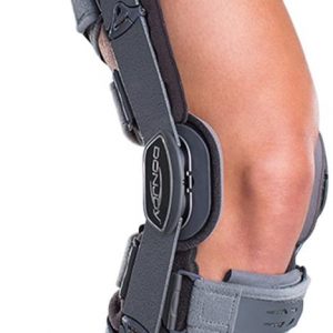 DonJoy OA Adjuster 3 – orteza odciążająca kolano OA